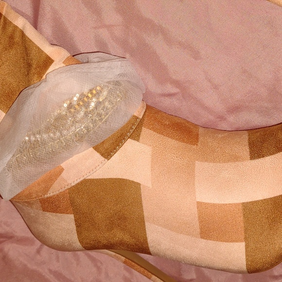 👣Unique CAPE ROBBIN 👣Somewhere Colorblock Chain Detail Boots footwear - Picture 15 of 16